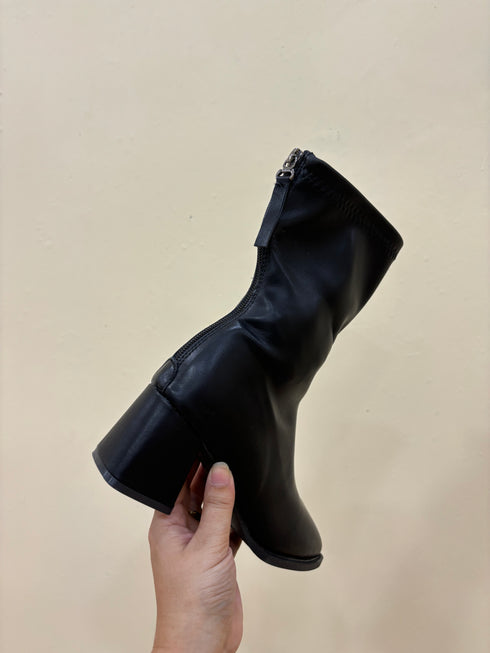 Women Square Toe Boots